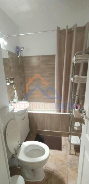 Dristor, garsoniera renovata.